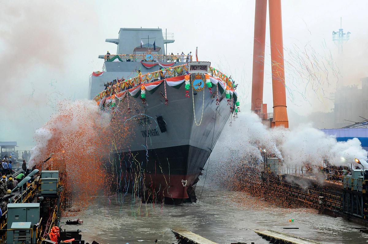 President Murmu launches ‘Vindhyagiri’, advanced frigate of Indian Navy