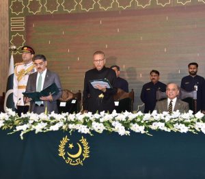 Anwaar-ul-Haq Kakar sworn in as Pakistan's caretaker Prime Minister