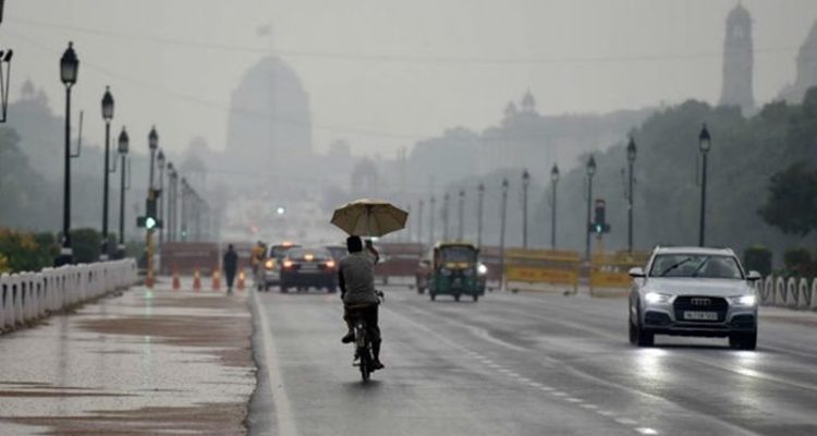 Delhi-NCR receives splash of relief from sudden rain, air quality improves