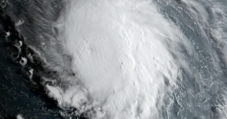Hurricane Lee restrengthens in Atlantic Ocean; to impact Bermuda, Canada