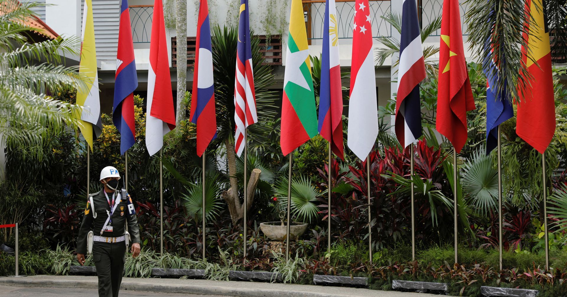 ASEAN foreign ministers meet in Jakarta, PM Modi to attend the summits on 06-07 September