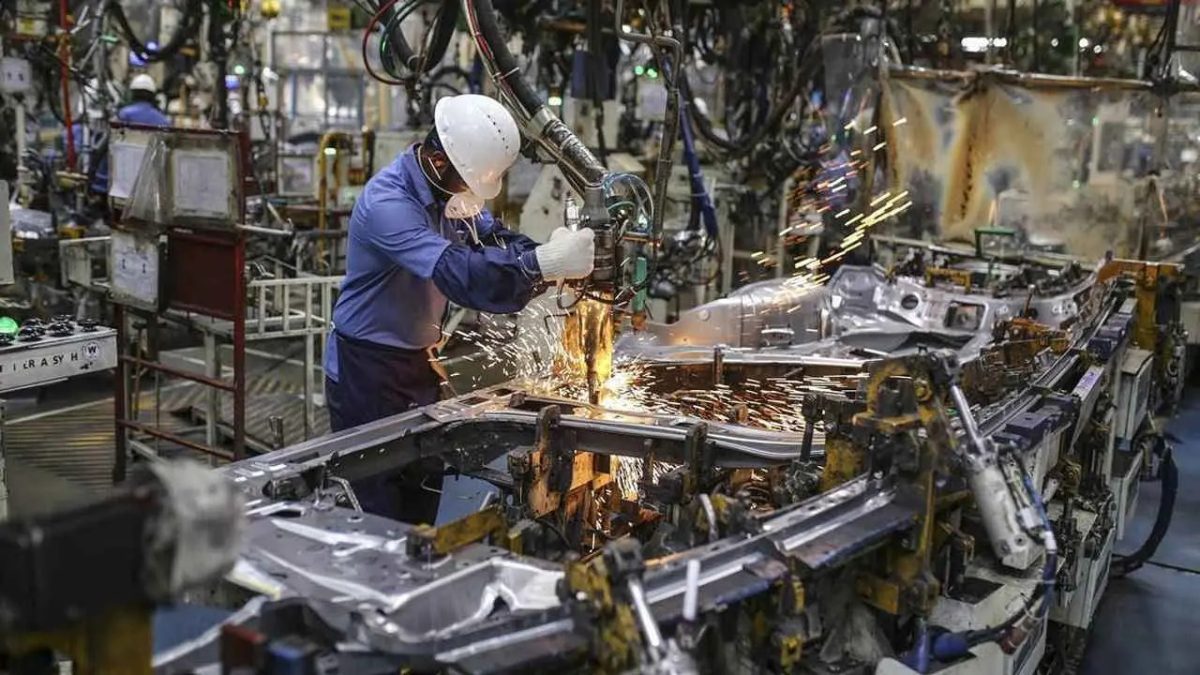 Gujarat's remarkable transformation in becoming an industrial powerhouse Gujarat's remarkable transformation in becoming an industrial powerhouse