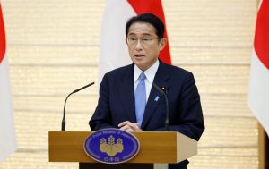 Japan PM speaks to China's Li about radioactive water release