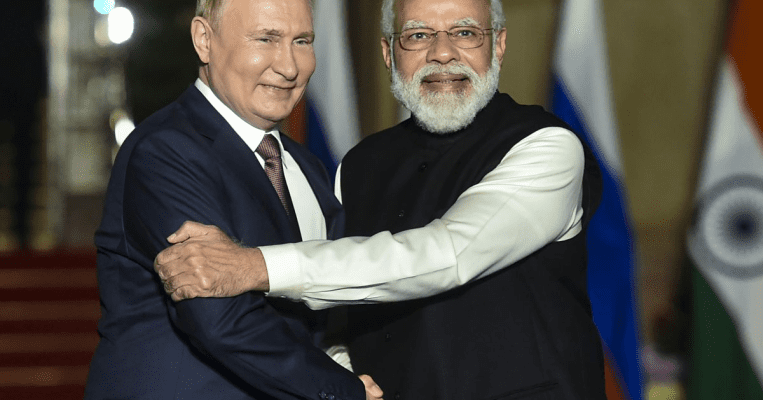 Putin praises PM Modi’s ‘Make in India’ policies at 8th EEF