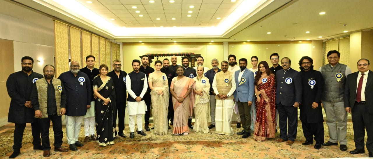 69th National Film Awards: Waheeda Rehman, Alia Bhatt to Allu Arjun; President Murmu honours winners