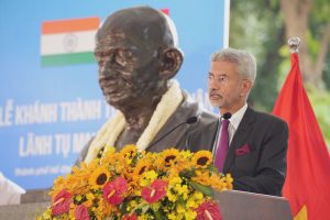 EAM Dr. S Jaishankar unveils Mahatma Gandhi's bust in Vietnam, calls it a symbolic moment in friendship