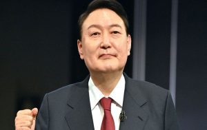 South Korea's Yoon to visit Saudi, Qatar to talk Israel conflict, business