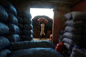 India records deflation in Wholesale Prices for September 2023, Signaling mixed impacts on Consumers and the Economy