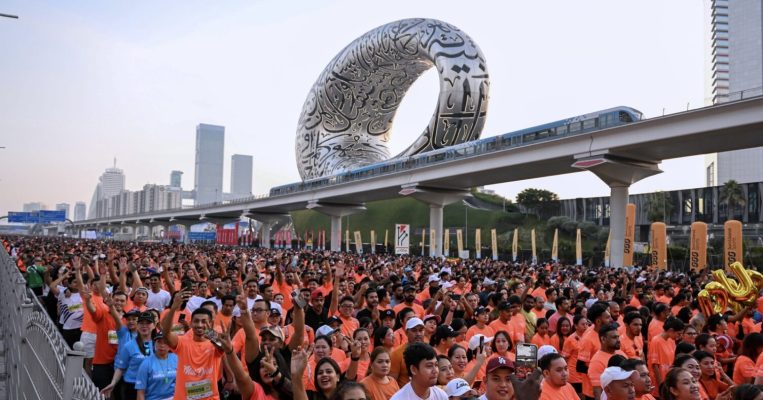 Dubai run 2023 sets world record with 226,000 participants led by Sheikh Hamdan bin Mohammed