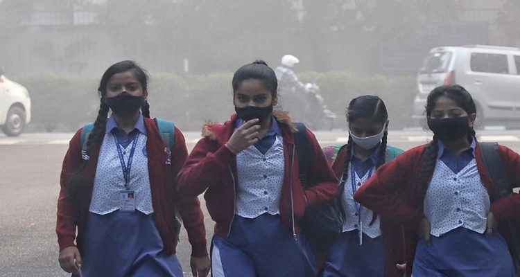 Nov 9-18: Delhi government announces early winter break in schools as air quality turns ‘severe’ again