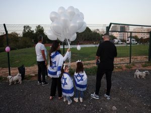 First group of Israeli hostages handed over to Red Cross, en route to Rafah crossing