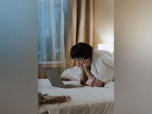 Unlocking solace: The healing power of poetry explored in new study