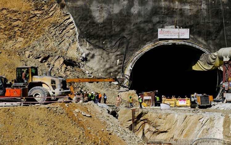 Auger machine platform repaired, drilling to rescue 41 men stuck in Uttarakhand tunnel to resume soon