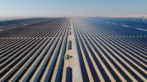 UAE's leading clean energy hub: Al Maktoum solar park and innovation center spotlight ahead of COP28