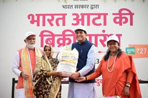 Centre launches 'Bharat Atta' at subsidised rate of Rs 27.50/Kg ahead of Diwali