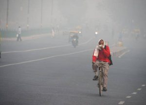 Cold grips north India as dense fog adds to winter challenges