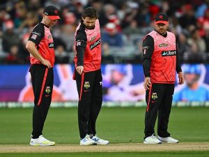 CA to review Big Bash match abandoned due to dangerous pitch