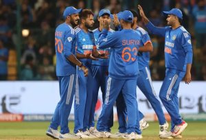 Bowlers shine as India beat Australia by 6 runs; win series 4-1