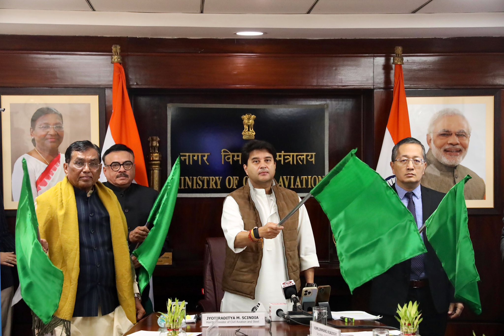 Union Minister Jyotiraditya Scindia inaugurates tri-weekly flights connecting Ahmedabad and Ayodhya