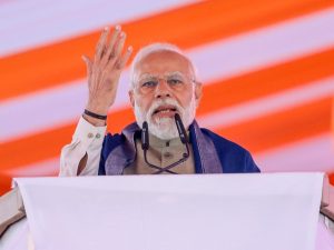 PM Modi offers prayers at Lepakshi temple ahead of Ayodhya's grand ceremony