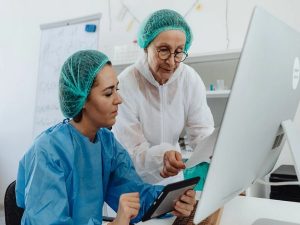 Hearing loss heightens dementia risk, study reveals