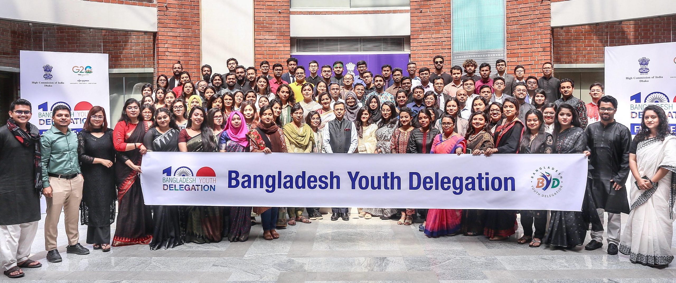 Bangladesh Youth Delegation Flagged Off to India