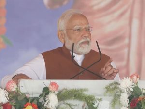 "Modi, Yogi are going to change the fate of Purvanchal in next five years": PM Modi