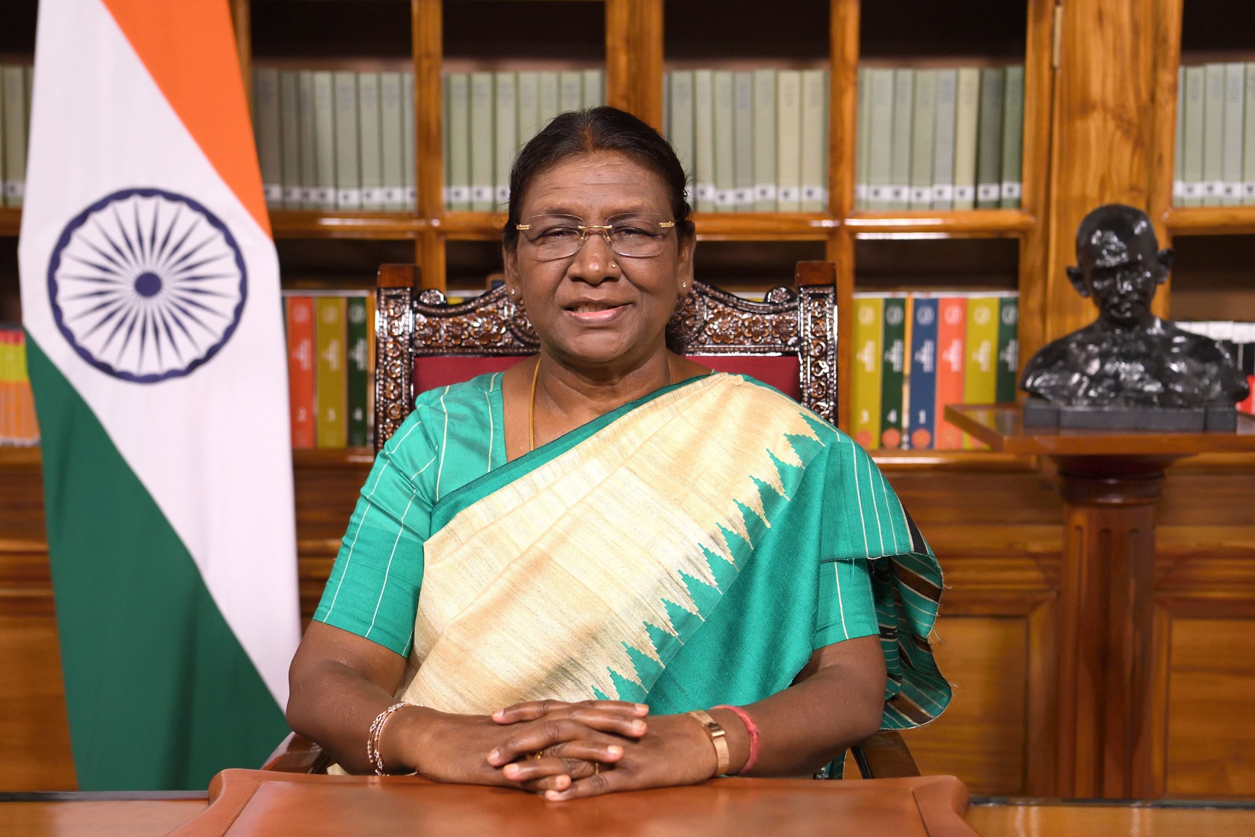 President Murmu, Vice President Dhankhar extend greetings on eve of traditional new year