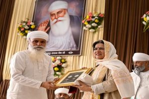 Lekhi releases Rs 200, Rs 10 coins to commemorate Sri Satguru Ram Singh's bicentennial birth anniversary