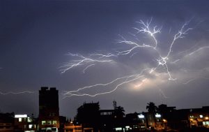 IMD forecasts thunderstorms and lightning across central India