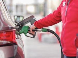 Centre reduces petrol & diesel prices by Rs 2 per litre across country