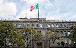 Mexico's foreign minister announces suspension of ties with Ecuador