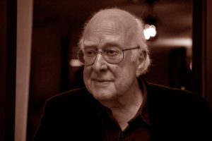 UK Nobel winning physicist Peter Higgs dies aged 94
