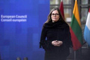 Iceland prime minister resigns to run for president