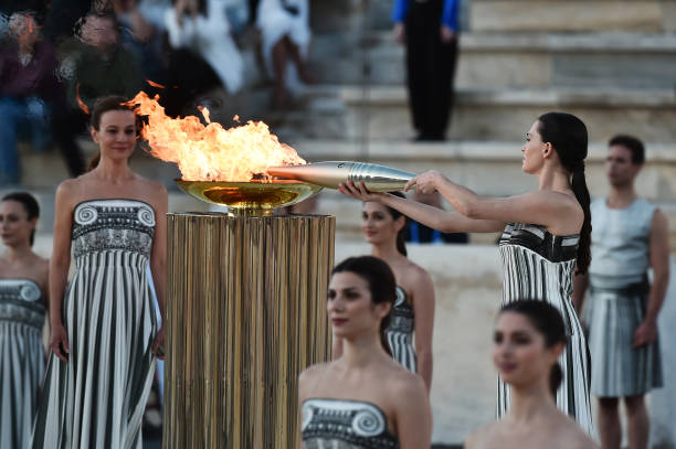 Olympics-Paris 2024 Olympics flame sets sail for France in final relay leg