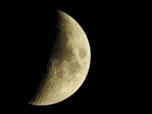 China set to launch high-stakes mission to moon's 'hidden' side