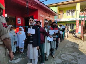 Lok Sabha elections: 36.73 percent voter turnout recorded till 1 pm in fifth phase