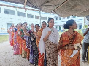 Lok Sabha polls 2024: Bengal leads turnout at 14.6% till 9 am, Maharashtra logs lowest at 6.64%