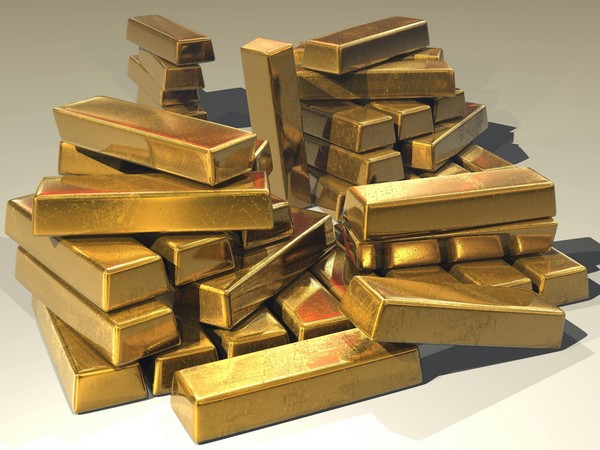 India brings nearly 100 tonnes of gold back to domestic vaults