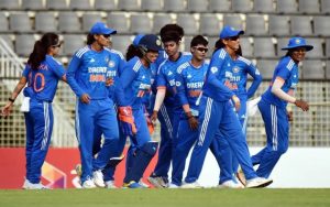 India women's team secure third consecutive T20I win against Bangladesh