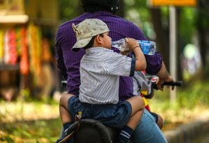 Delhi govt orders schools to close amid soaring temperatures