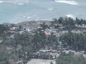Evacuation continues following Indonesia's Ruang volcano eruption