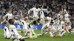 Real Madrid stun Bayern with late fightback to reach Champions League final