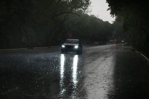 IMD predicts light to moderate rain in Delhi NCR