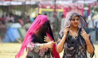 Scorching heat persists across Delhi-NCR; IMD issues orange alert