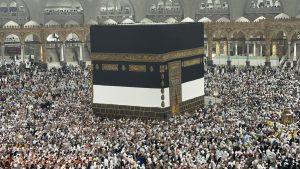 Climate change threat hangs over haj pilgrimage as hundreds perish in heat