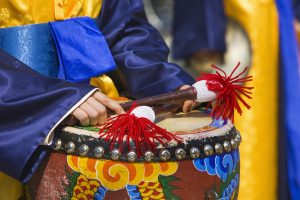 South Korea's young shamans revive ancient tradition with social media
