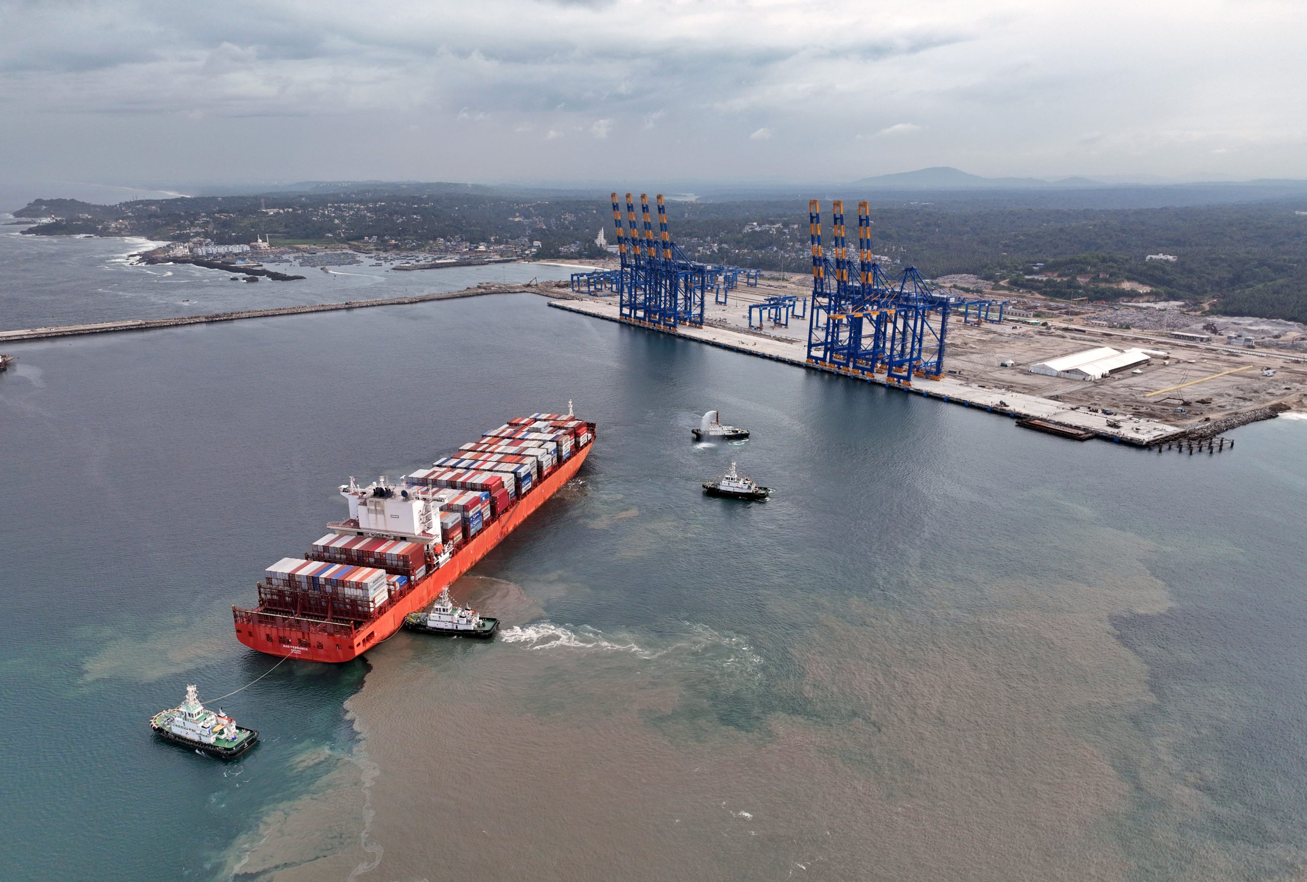 Vizhinjam port welcomes first mothership