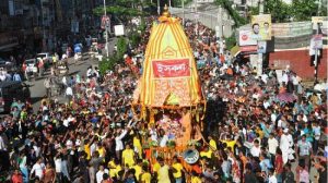 Bangladesh: Rath Yatra ends with pulling of Ulto Rath