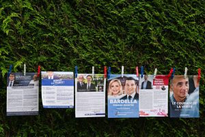 Far-right National Rally wins first round in France election